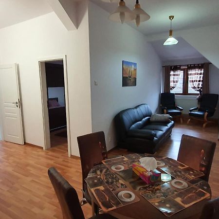 Diane'S Apartament Сибиу Екстериор снимка