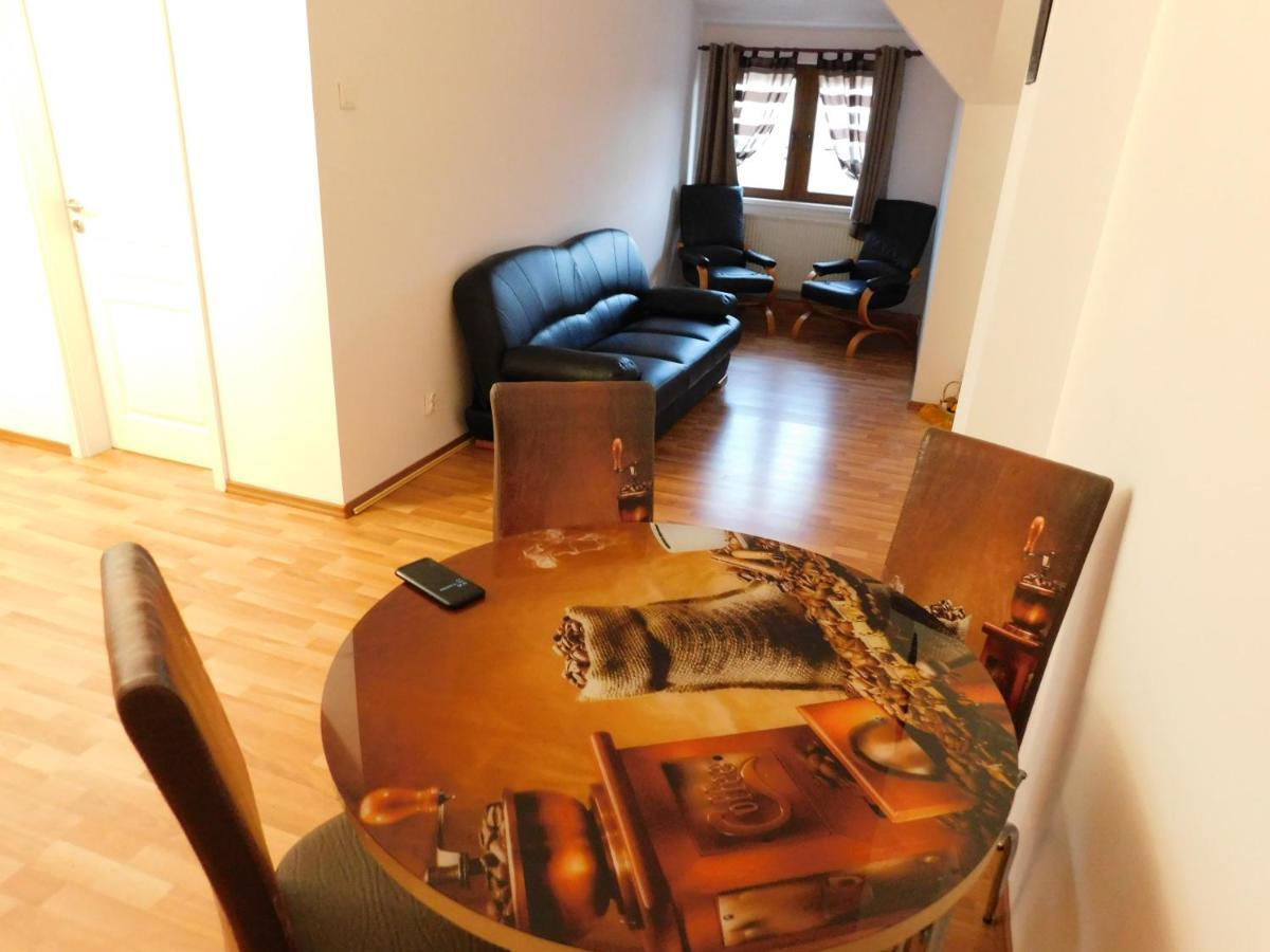 Diane'S Apartament Сибиу Екстериор снимка