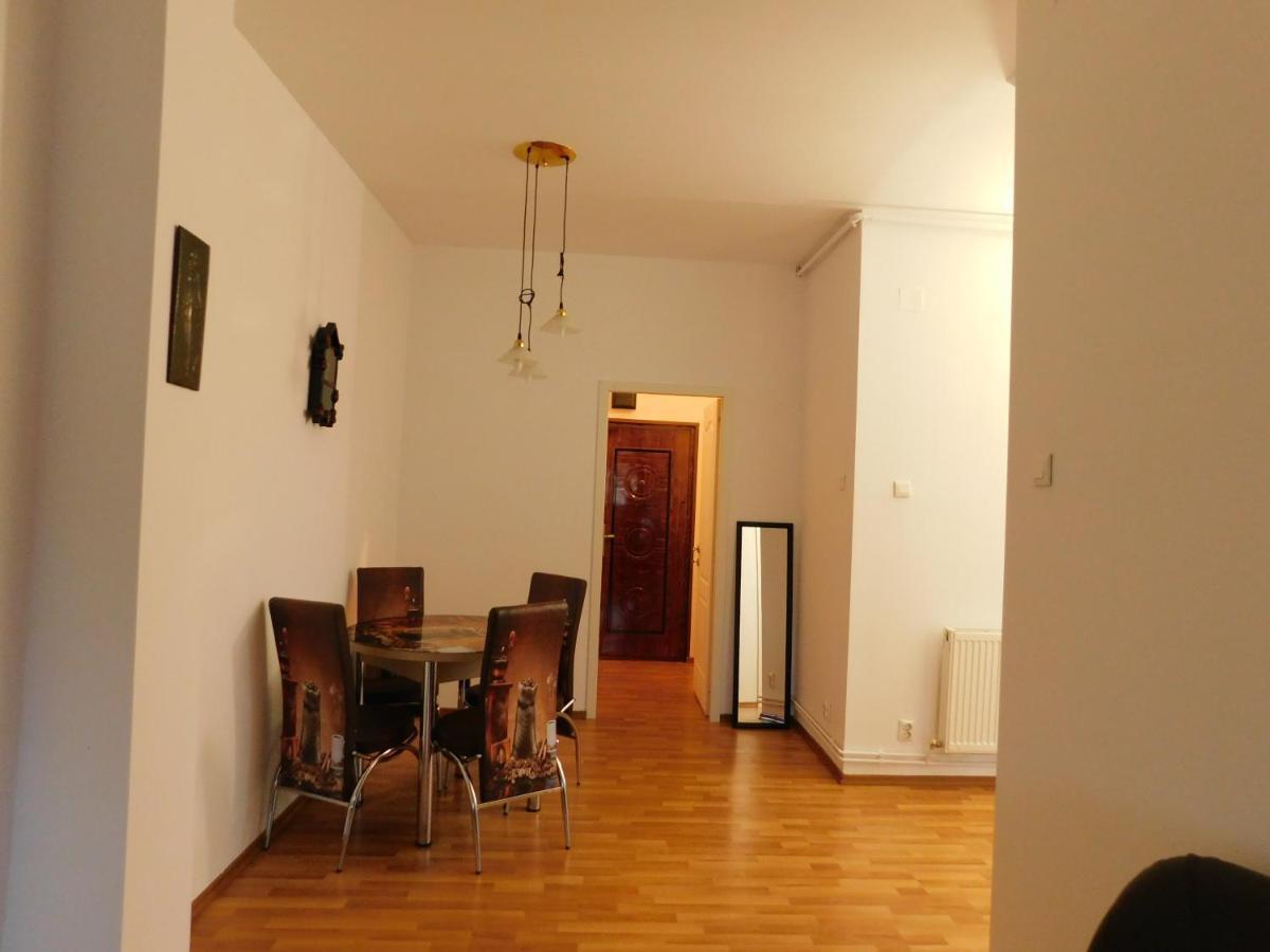 Diane'S Apartament Сибиу Екстериор снимка